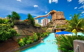 DiRoma Fiori com um dia no Acqua park, Splash e Slide